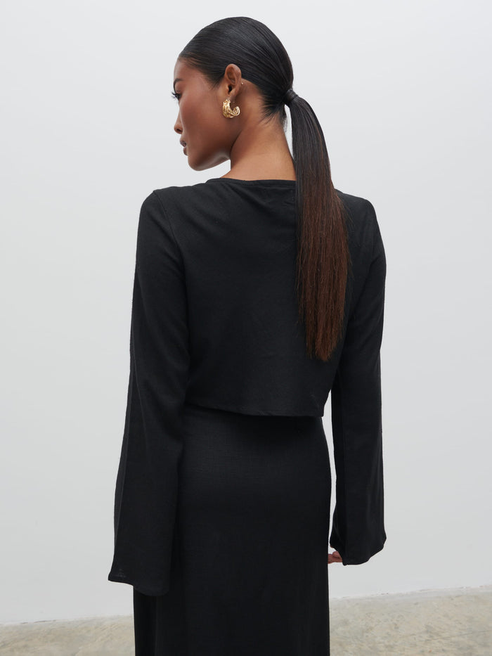 Elle Is 5'3" & Wears Size UK 8|Abigail Button Front Linen Blouse - Black