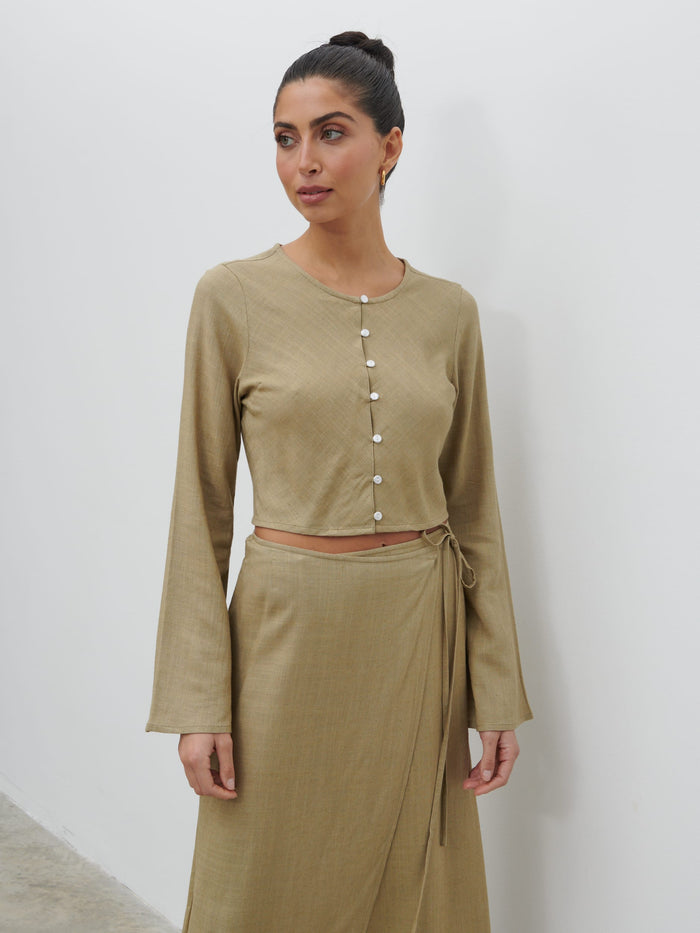 Lygia Is 5'9" & Wears Size UK 8|Abigail Button Front Linen Blouse - Olive