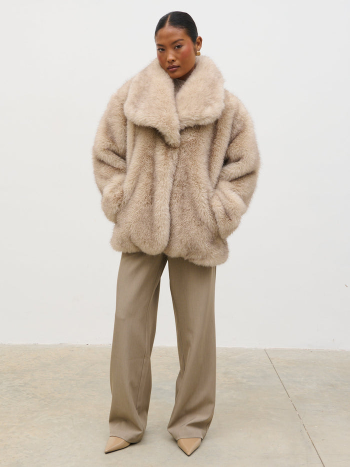 Elle Is 5'3" & Wears Size UK XS|Agatha Short Faux Fur Coat - Beige Marl