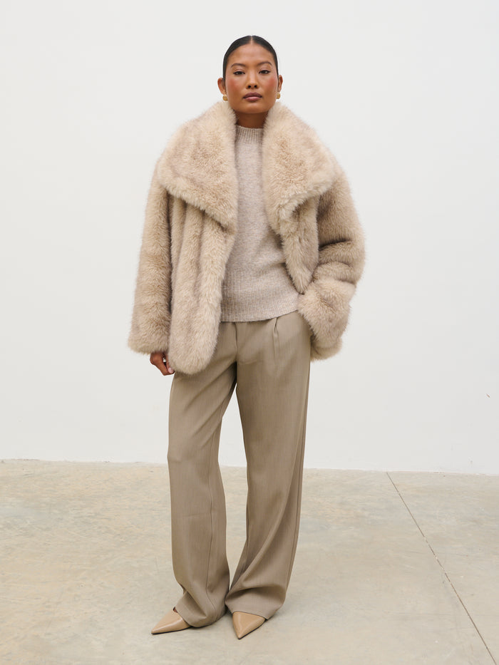 Elle Is 5'3" & Wears Size UK XS|Agatha Short Faux Fur Coat - Beige Marl
