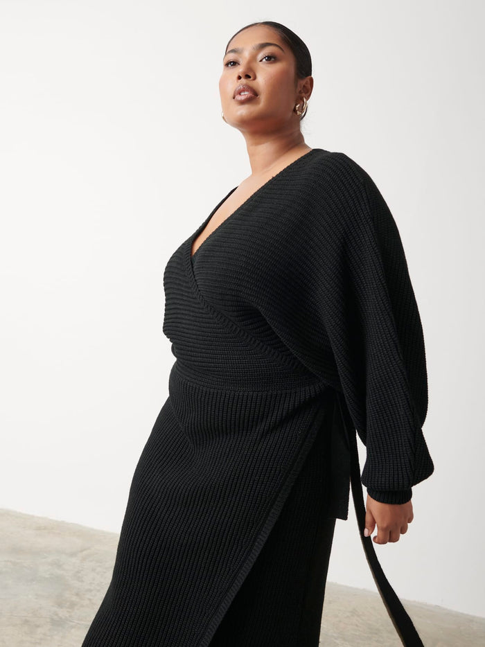 Kaffya Is 5'7" & Wears Size UK L|Aidan Cosy Wrap Dress Curve - Black