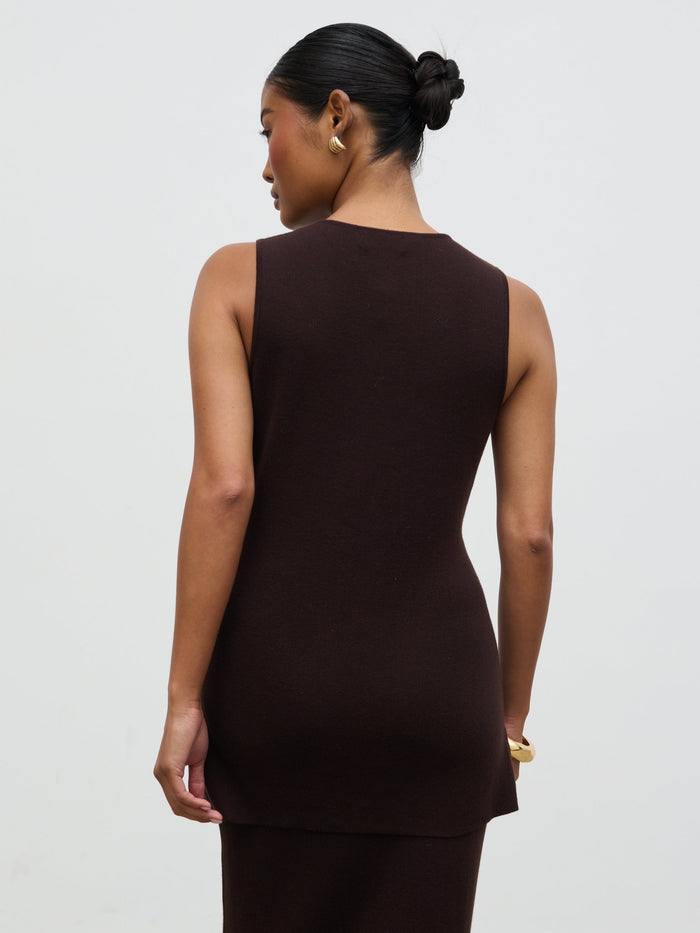 Elle Is 5'3" & Wears Size UK XS|Alba Knit Waistcoat - Chocolate