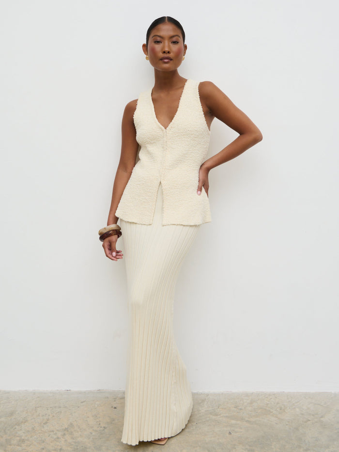 Elle Is 5'3" & Wears Size UK XS|Alma Pleated Knit Maxi Skirt - Cream