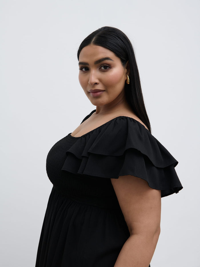 Souki Is 5'8" & Wears Size UK 18|Althea Frill Easywear Day Dress Curve - Black