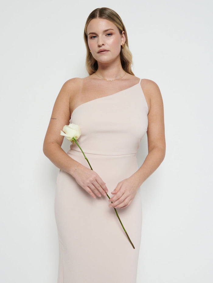 Theo Is 5'8.5" & Wears Size UK 12|Amelia Crepe Maxi Bridesmaid Dress - Blush
