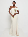 Aurelia is 5'9" & Wears Size UK 8|Amelia Crepe Maxi Bridesmaid Dress - Champagne