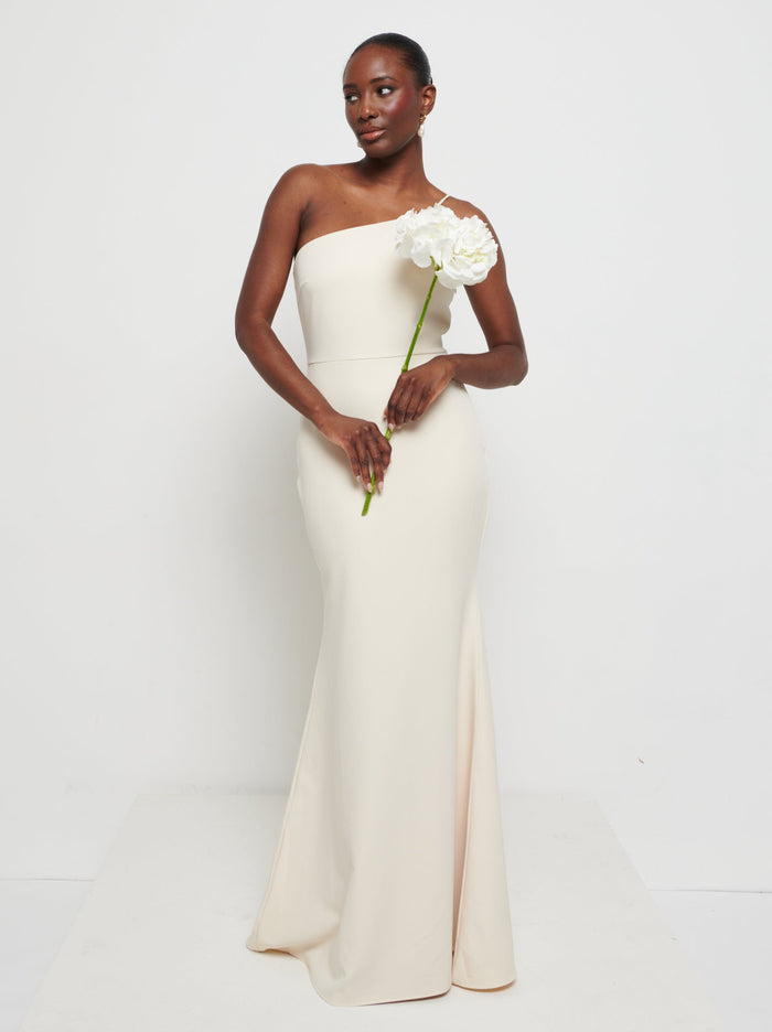 Aurelia is 5'9" & Wears Size UK 8|Amelia Crepe Maxi Bridesmaid Dress - Champagne