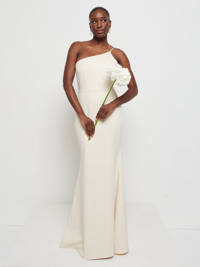 Aurelia is 5'9" & Wears Size UK 8|Amelia Crepe Maxi Bridesmaid Dress - Champagne