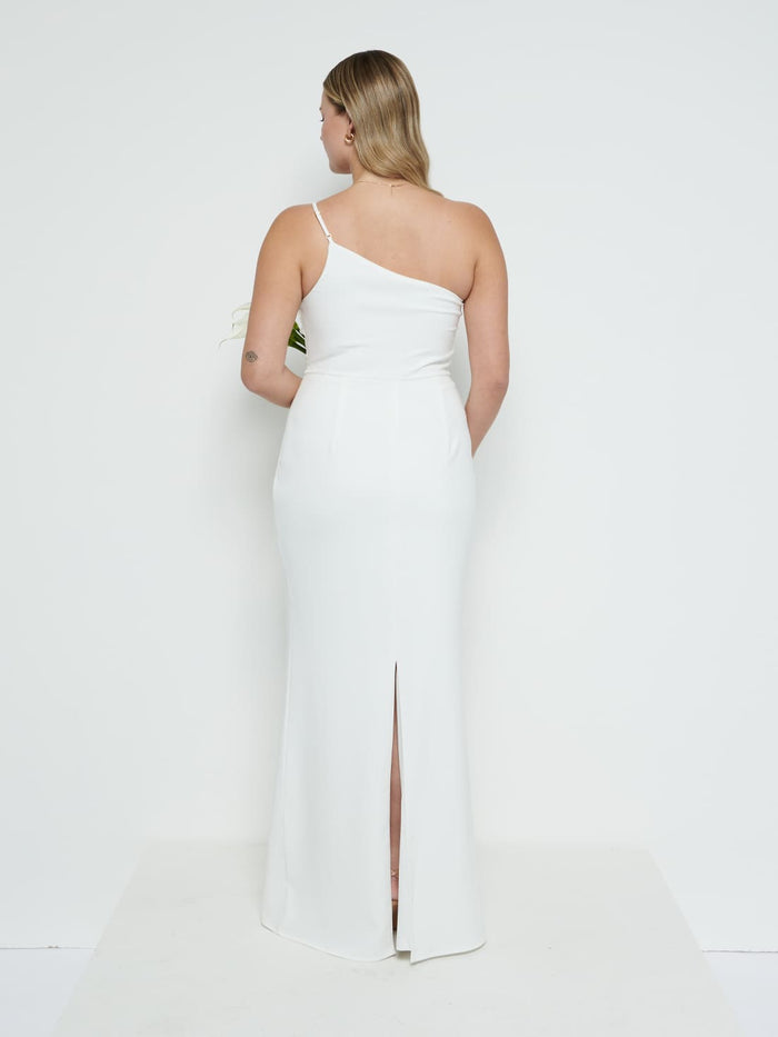 Theo Is 5'8.5" & Wears Size UK 12|Amelia Crepe Maxi Bridesmaid Dress - Ivory