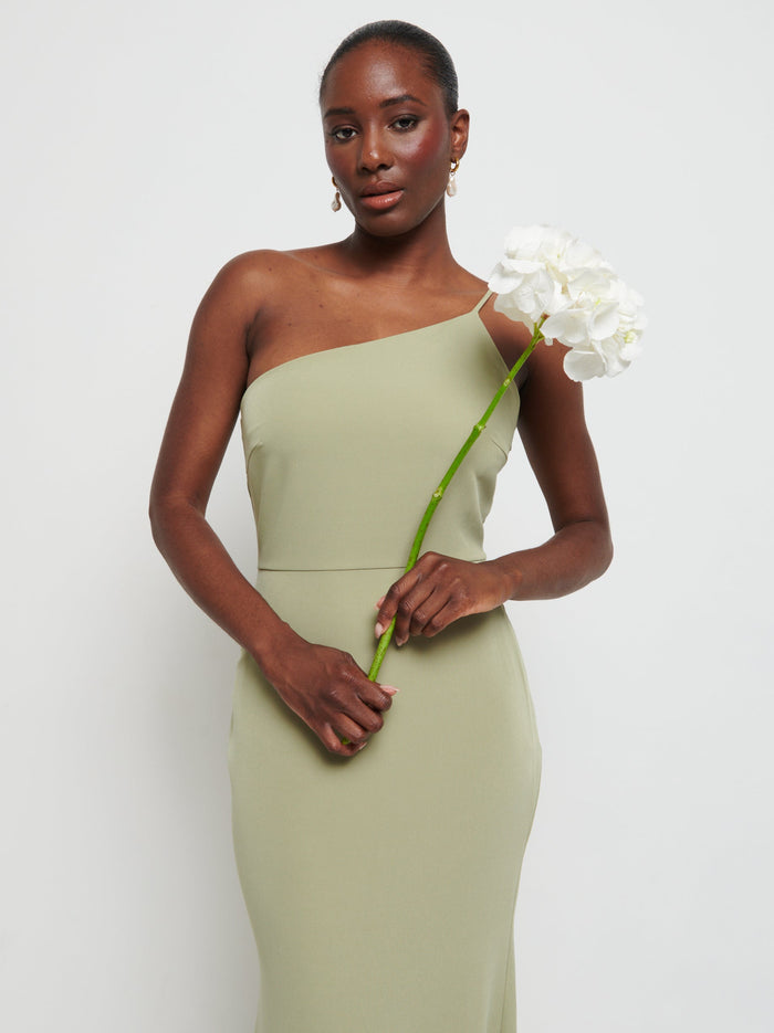 Aurelia is 5'9" & Wears Size UK 8|Amelia Crepe Maxi Bridesmaid Dress - Olive