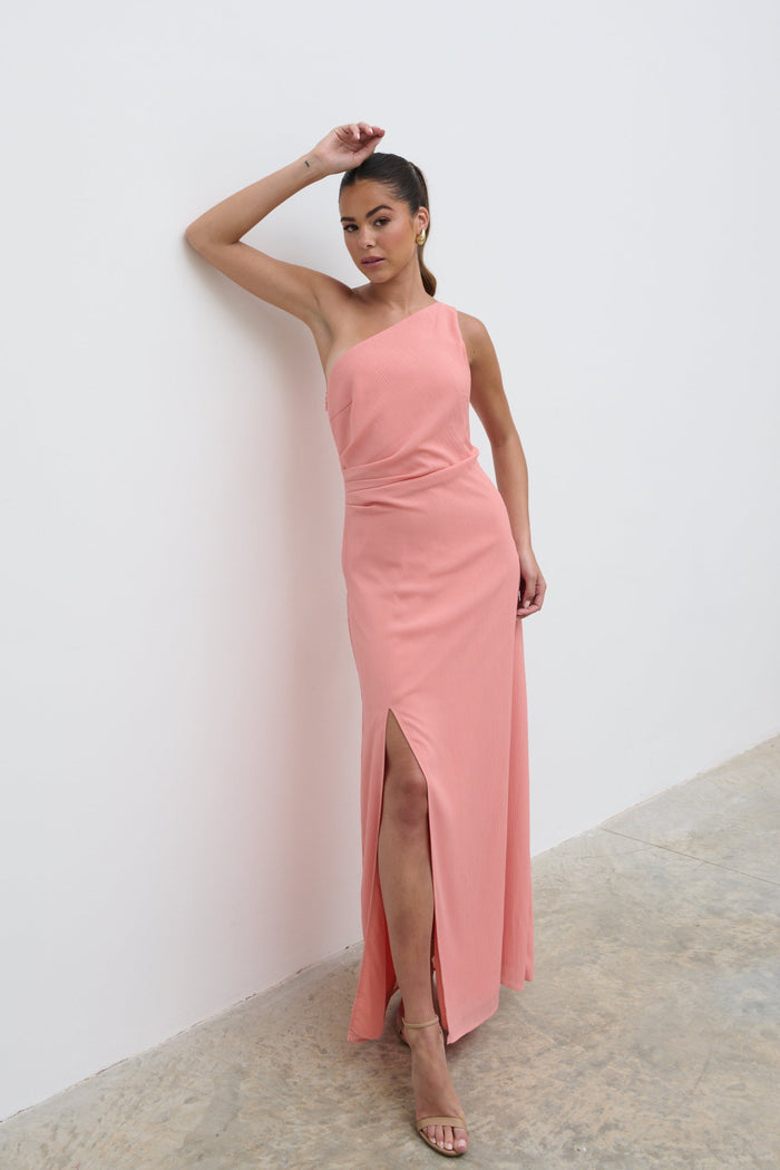 Elissa Is 5'8.5" & Wears Size UK 8|Amelia Ruched Maxi Dress  - Apricot Ice