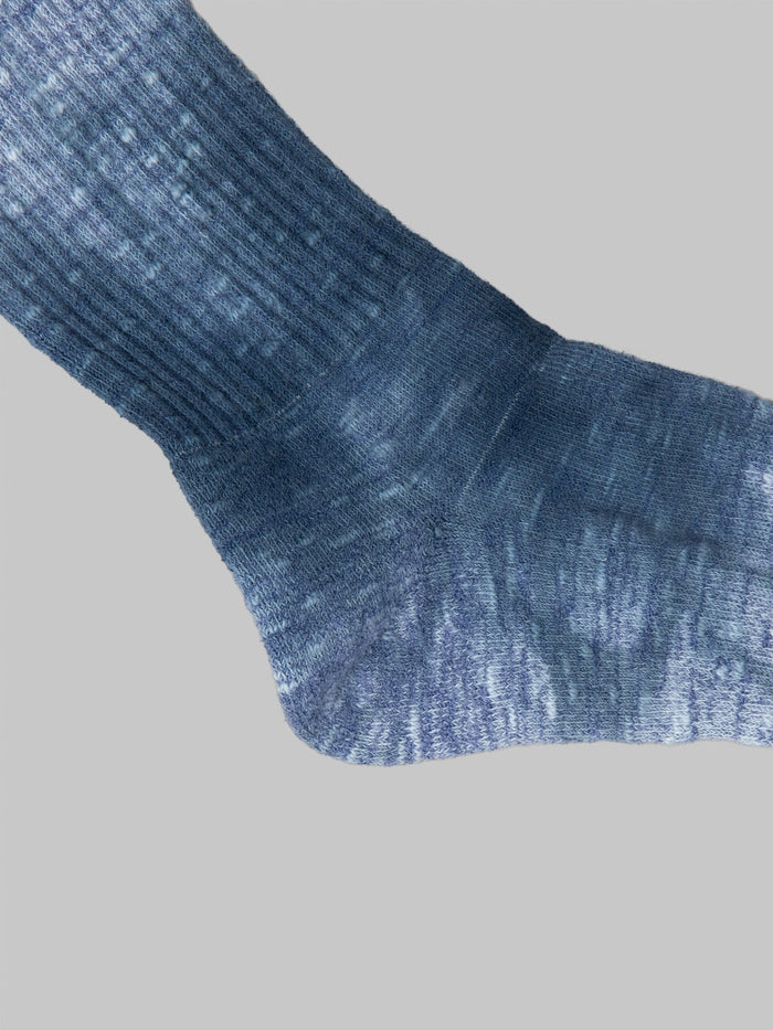 Anonymous Ism Uneven Dyed Sports Socks Navy oversized heel