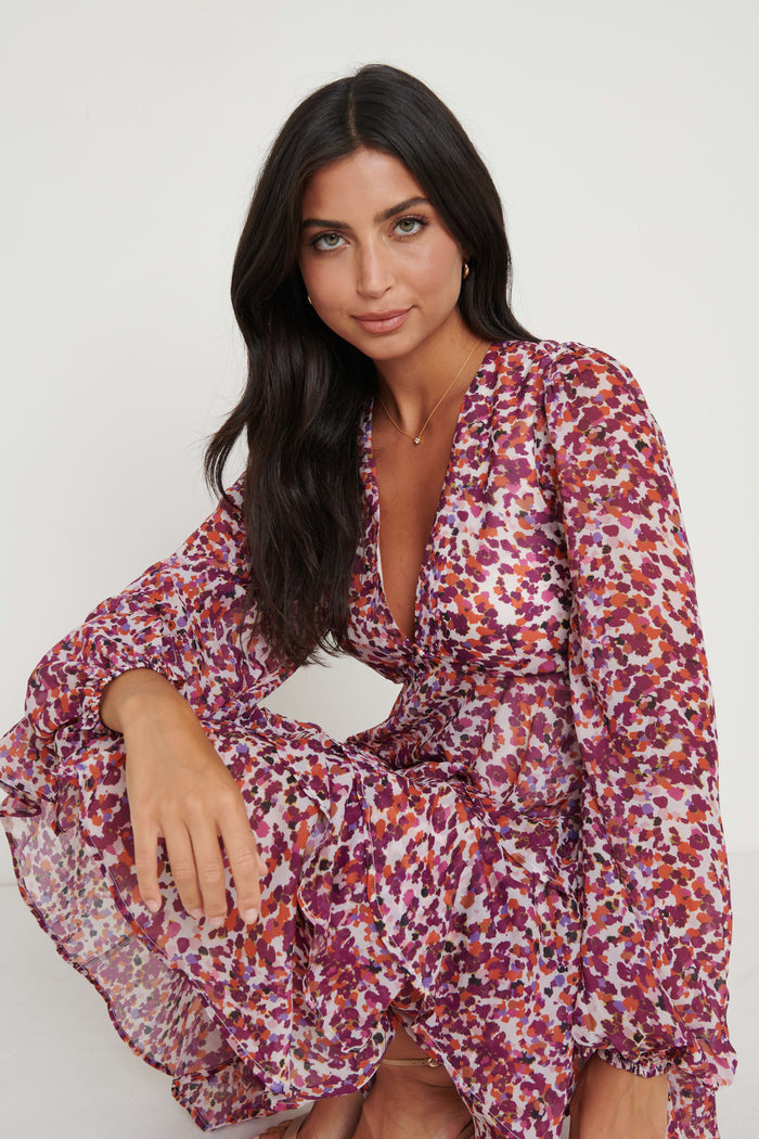 Lygia Is 5'9" & Wears Size UK 8|Ashton Ruffle Midi Dress  - Coral Abstract
