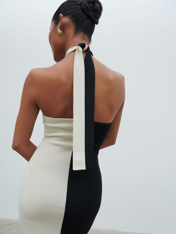 Elle Is 5'3" & Wears Size UK XS|Berkley Contrast Knit Maxi Dress - Cream and Black