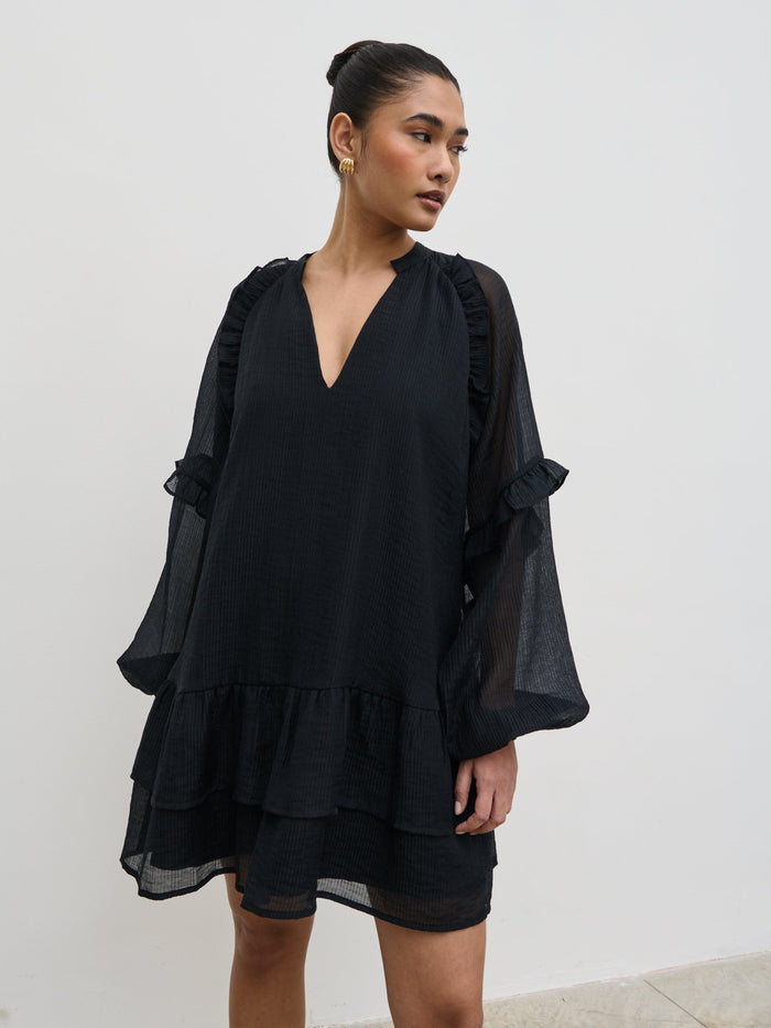 Candy Is 5'6" & Wears Size UK 8|Betsy Long Sleeve Mini Dress - Black