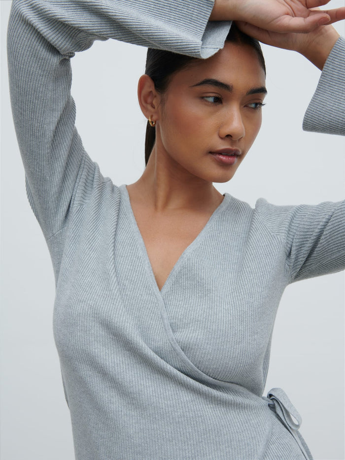Candy Is 5'6" & Wears Size UK S|Bettie Wrap Knit Cardigan - Grey Marl