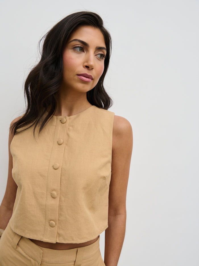 Lygia Is 5'9" & Wears Size UK 8|Blair Cropped Button Top - Camel