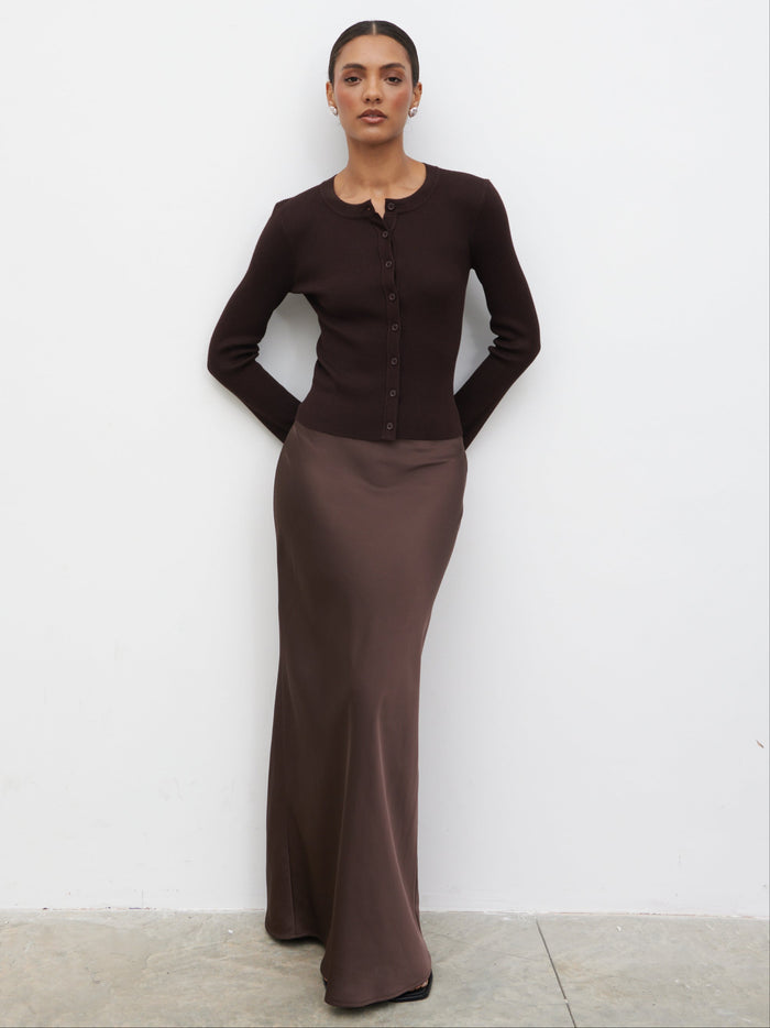 Lana is 5.9.5" & Wears Size UK 8|Breya Maxi Skirt - Chocolate