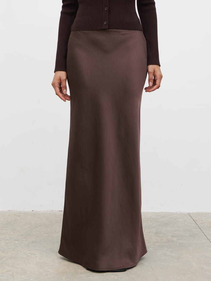 Lana is 5.9.5" & Wears Size UK 8|Breya Maxi Skirt - Chocolate