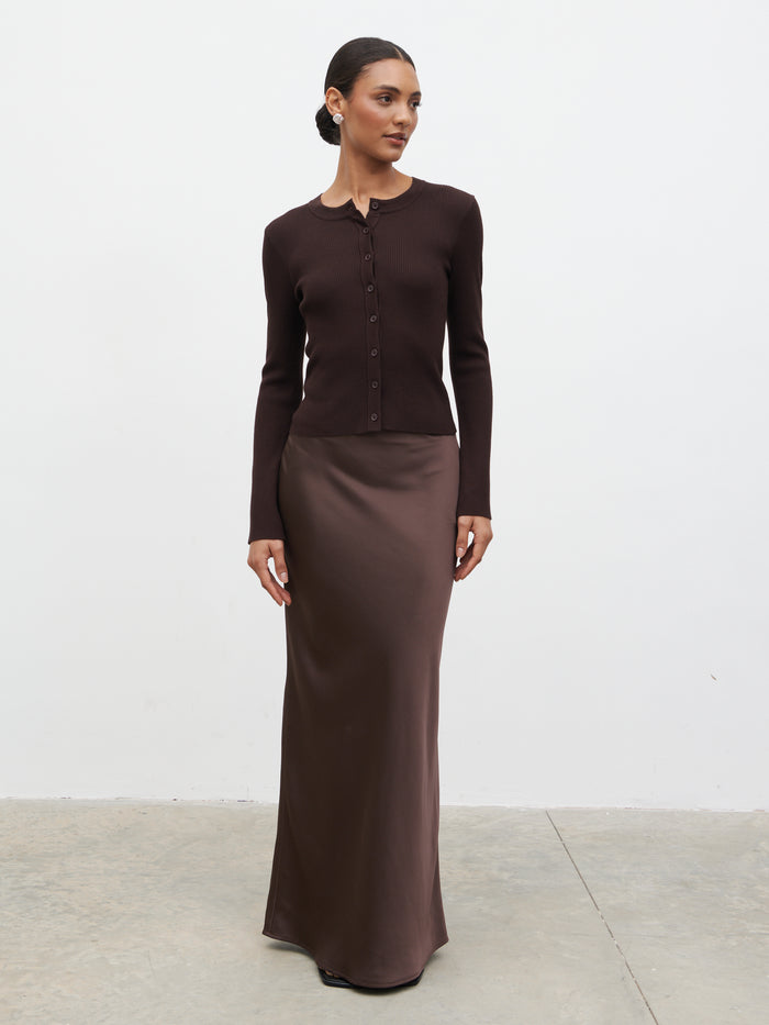 Lana is 5.9.5" & Wears Size UK 8|Breya Maxi Skirt - Chocolate