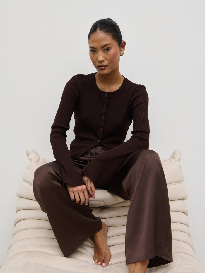 Elle Is 5'3" & Wears Size UK 6|Breya Satin Drawstring Trousers - Chocolate Brown