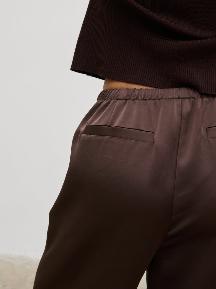 Elle Is 5'3" & Wears Size UK 6|Breya Satin Drawstring Trousers - Chocolate Brown