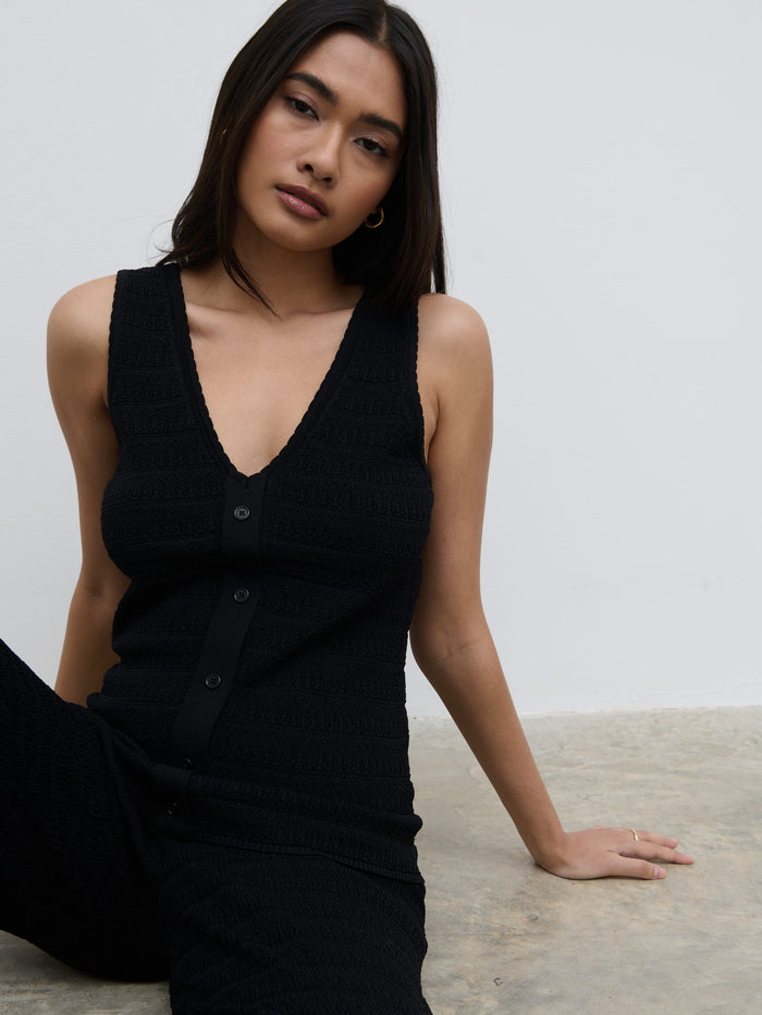 Candy Is 5'6" & Wears Size UK S|Bridget Crochet Knit Top - Black
