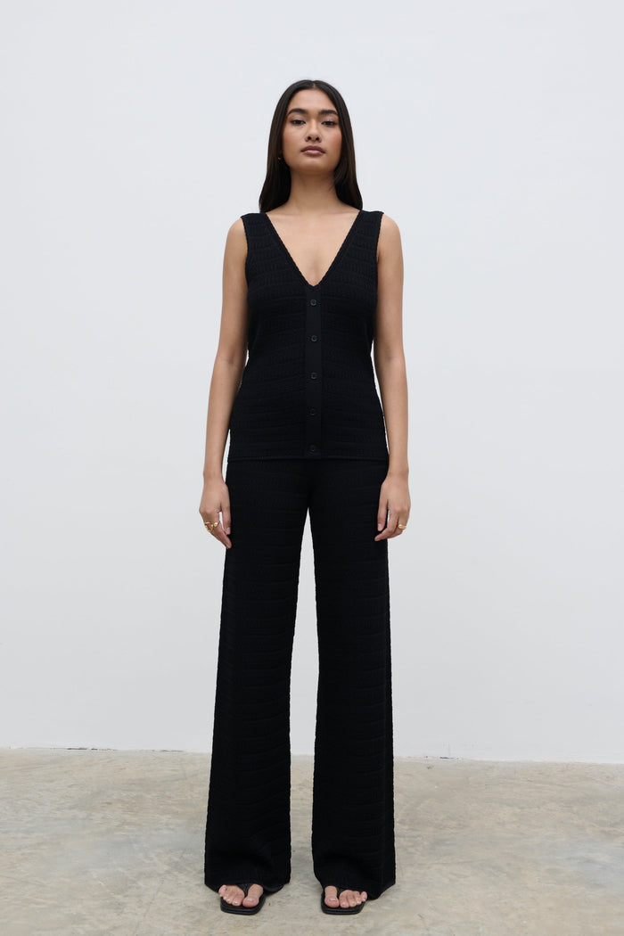 Candy Is 5'6" & Wears Size UK S|Bridget Crochet Knit Top - Black
