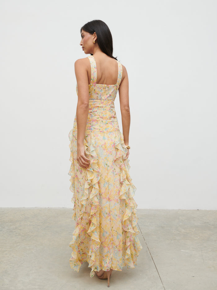 Lygia Is 5'9" & Wears Size UK 8