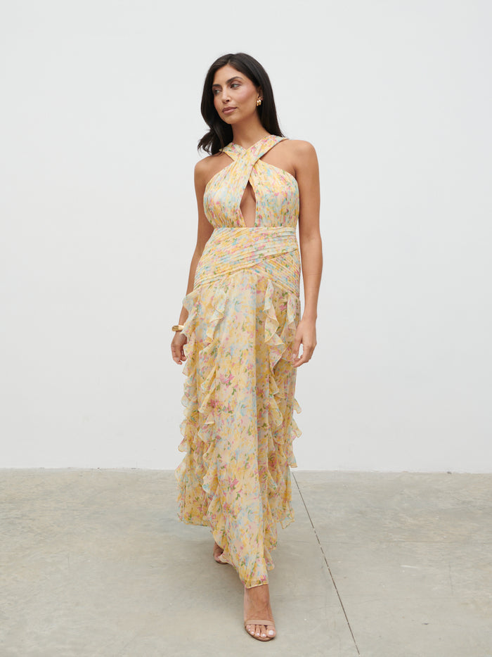 Lygia Is 5'9" & Wears Size UK 8
