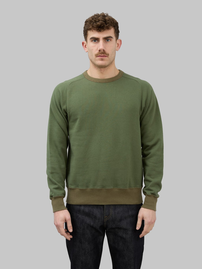 buzz ricksons freedom sleeve 13oz tubular sweatshirt olive front look