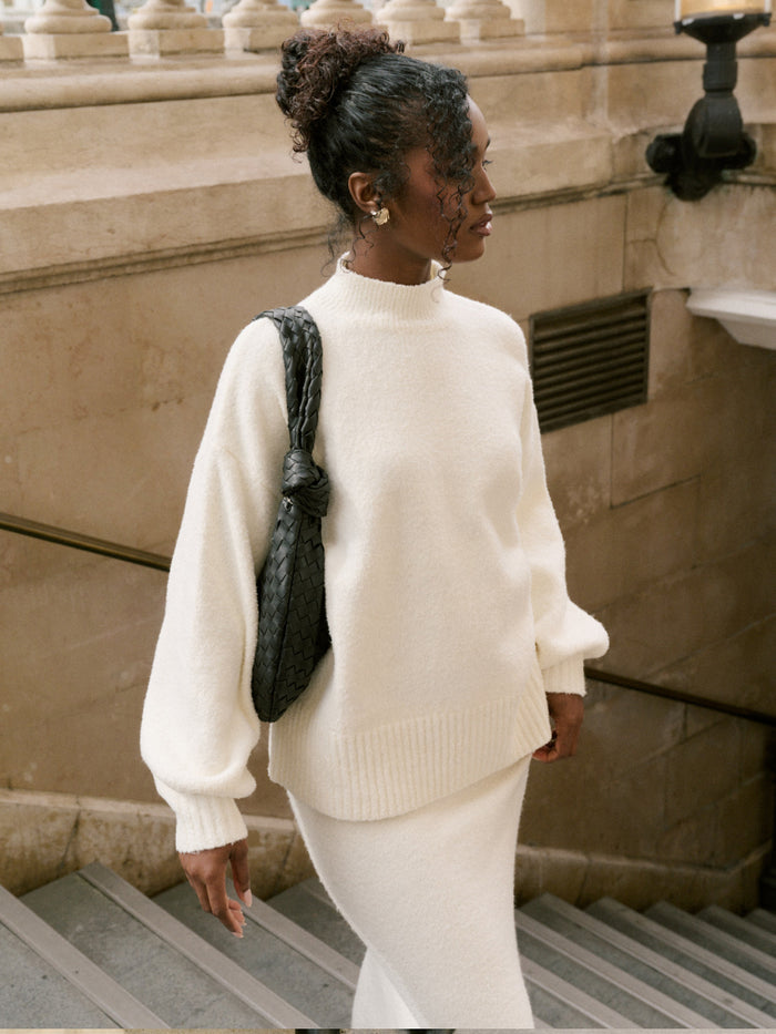Lygia Is 5'9" & Wears Size UK S|Camille Balloon Sleeve Knit Jumper - Cream