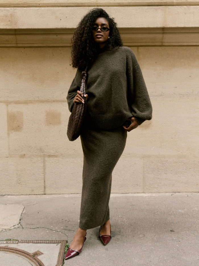 Lygia Is 5'9" & Wears Size UK S|Camille Midaxi Knit Skirt - Bark