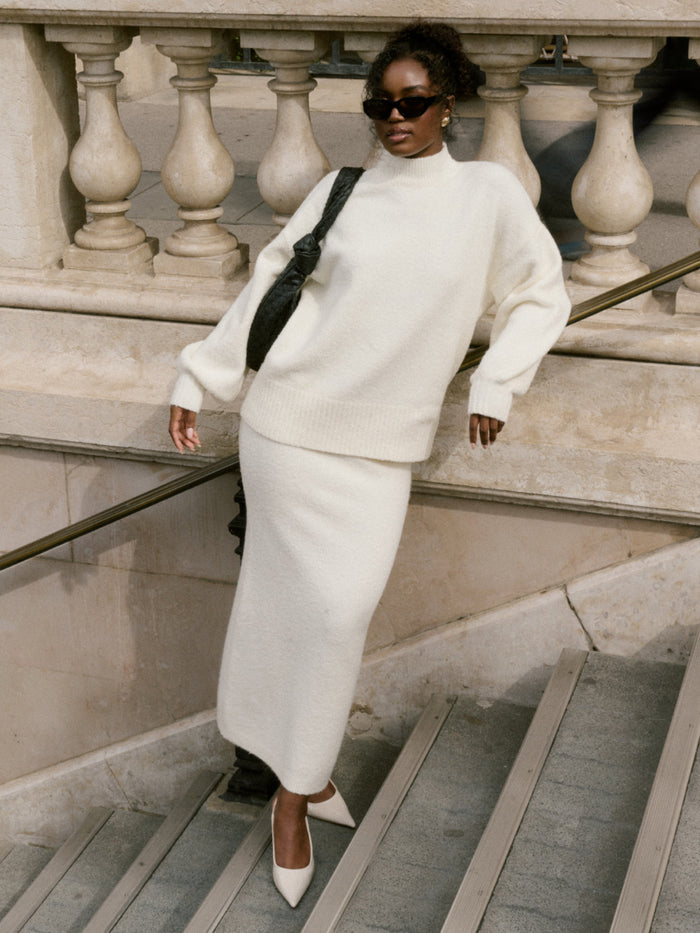 Lygia Is 5'9" & Wears Size UK S|Camille Midaxi Knit Skirt - Cream