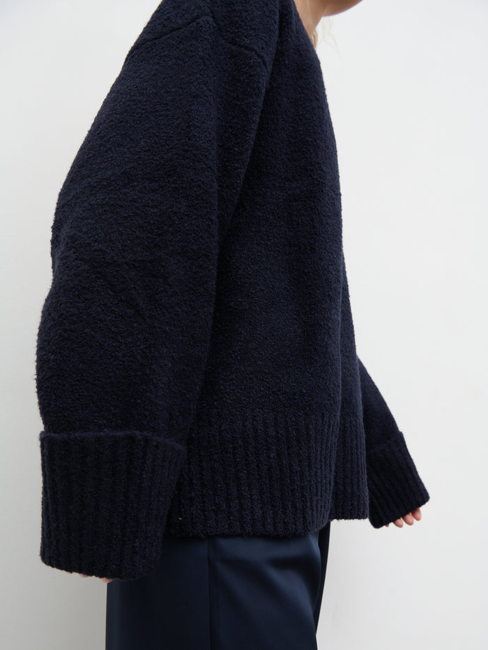 Honor Is 5'4" & Wears Size UK S|Camille Oversized Borg Jumper - Navy