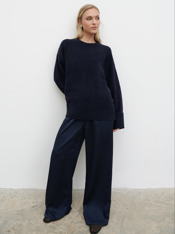 Honor Is 5'4" & Wears Size UK S|Camille Oversized Borg Jumper - Navy