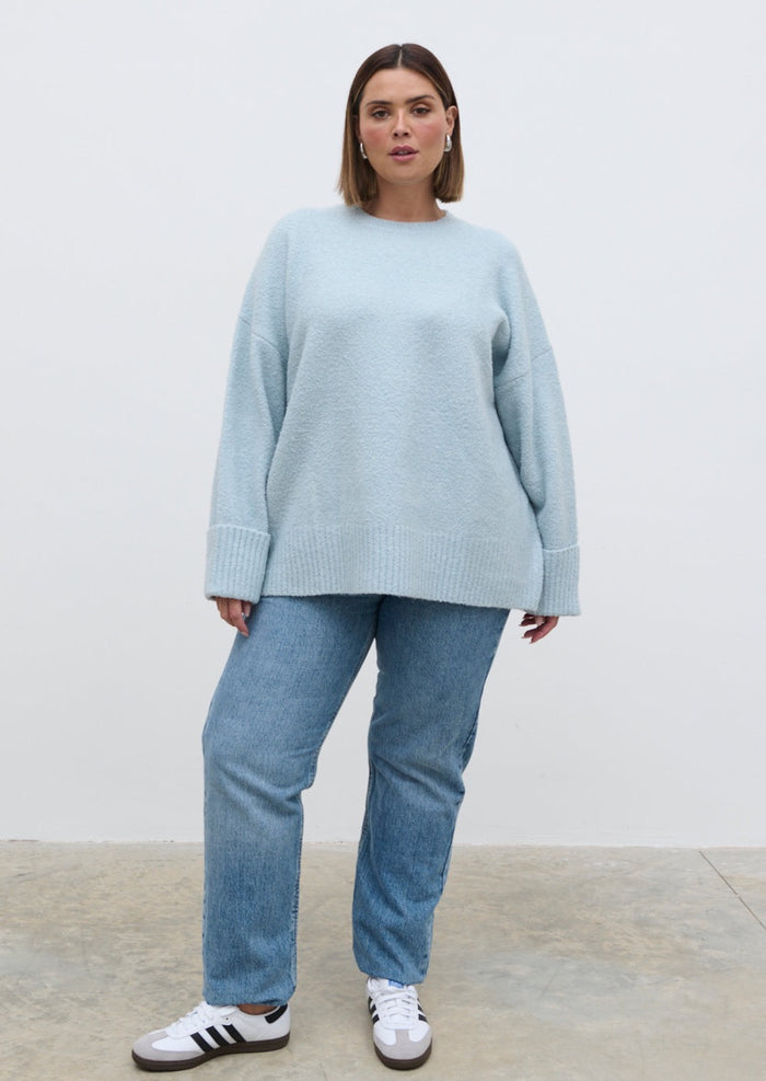 Rafaela Is 5'9" & Wears Size UK XL|Camille Oversized Borg Knit Jumper Curve - Pale Blue