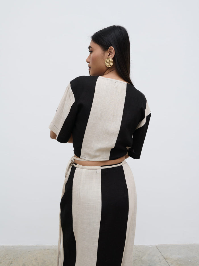 Candy Is 5'6" & Wears Size UK 8|Chaya Printed Wrap Top - Cream and Black