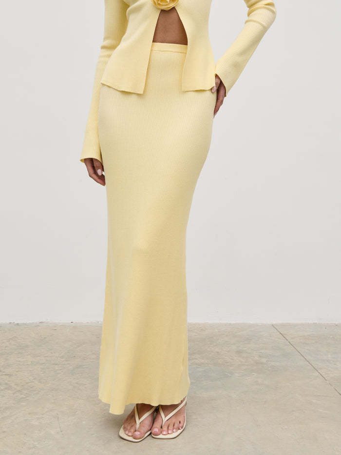 Elissa Is 5'8.5" & Wears Size UK S|Clemmie Knit Maxi Skirt - Pale Lemon