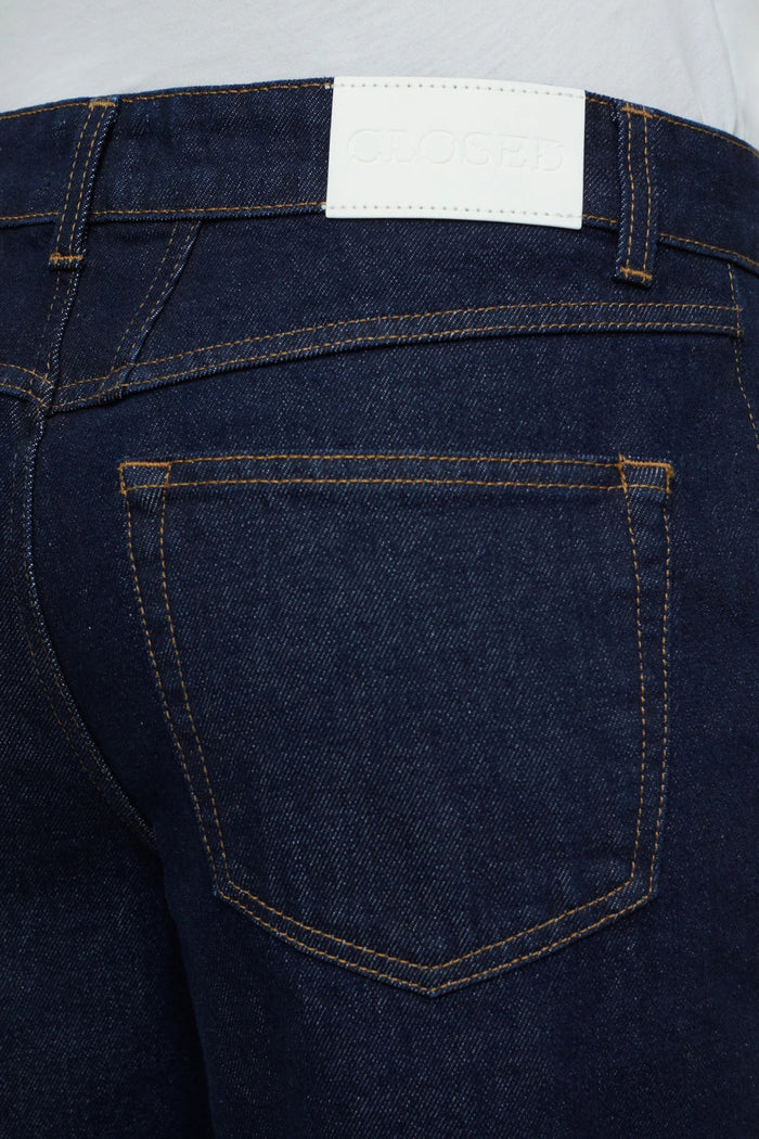 Closed - Straight Leg Milo Jean in Dark Blue - Kalifornia Jean Bar