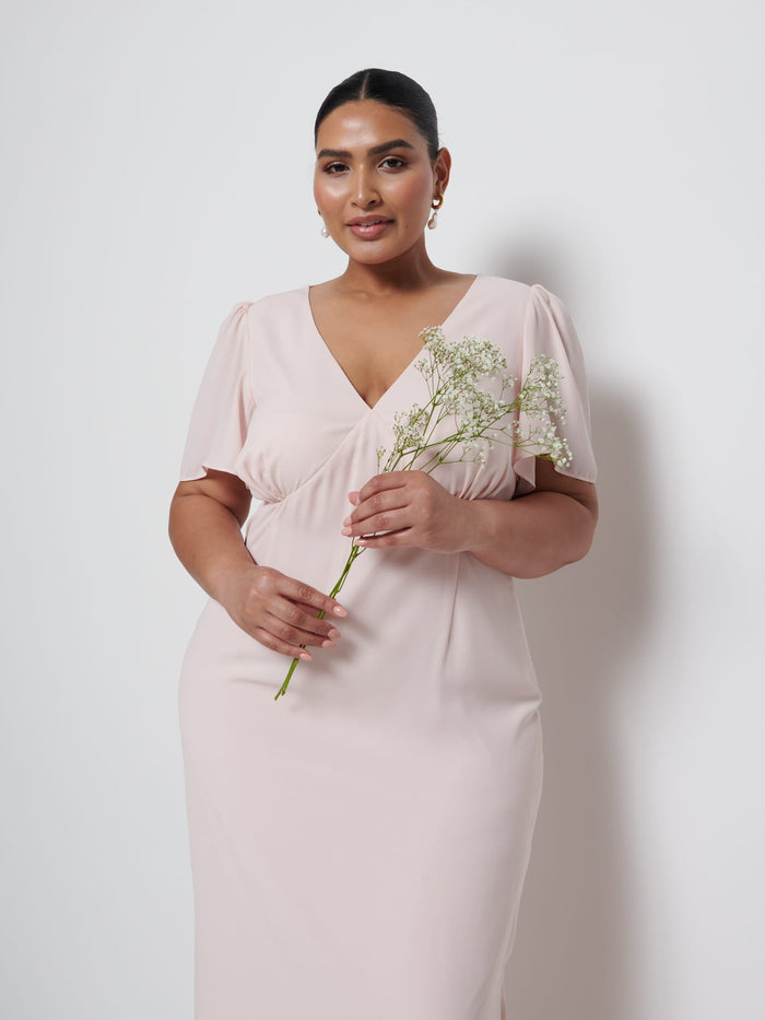 Souki Is 5'8" & Wears Size UK 18|Edie Chiffon Maxi Bridesmaid Dress Curve - Blush