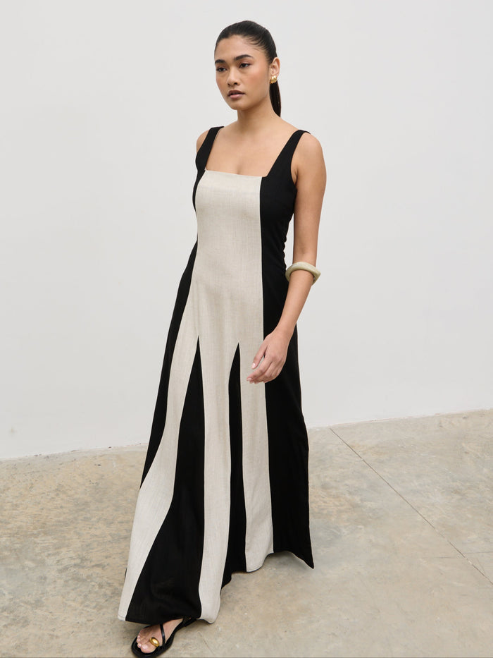 Candy Is 5'6" & Wears Size UK 8|Ella Square Neck Contrast Maxi Dress - Natural and Black