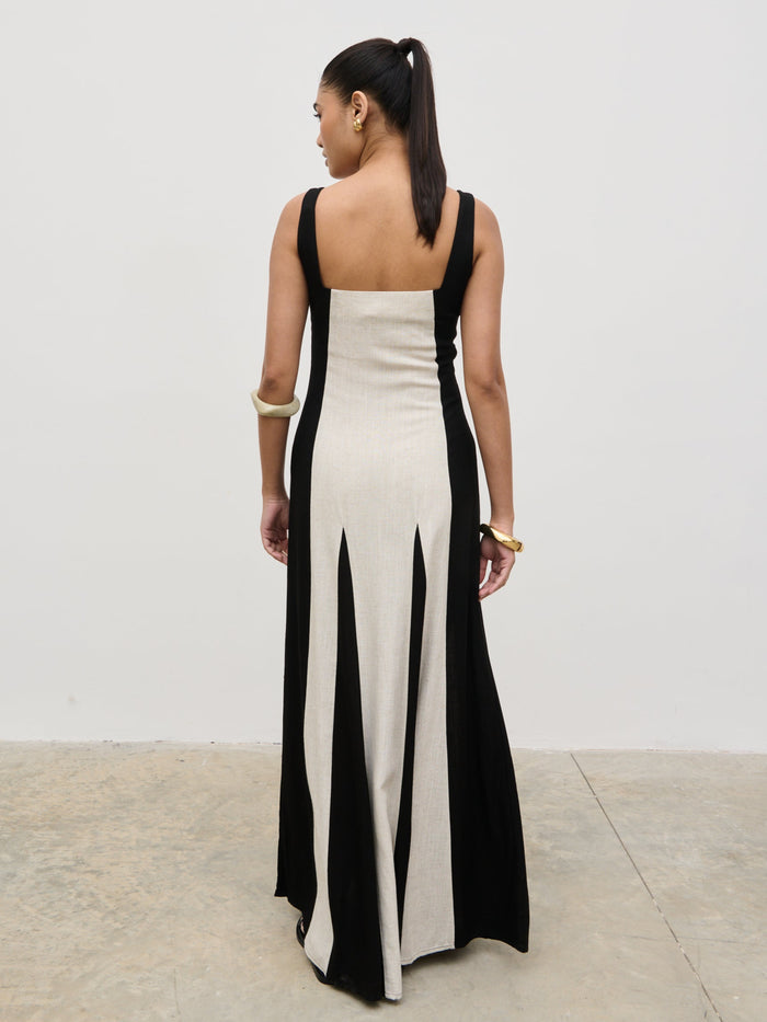 Candy Is 5'6" & Wears Size UK 8|Ella Square Neck Contrast Maxi Dress - Natural and Black
