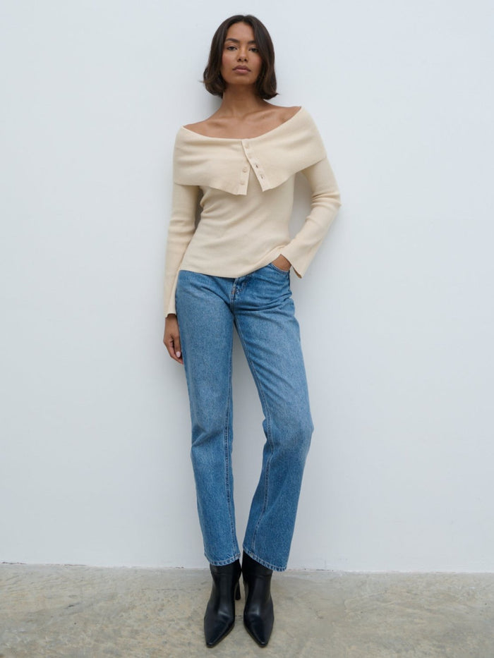 Nayha Is 5'9.5" & Wears Size UK S|Elora Bardot Button Front Knit Top - Oatmeal