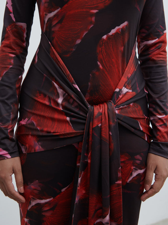 Candy Is 5'6" & Wears Size UK 8|Emmeline High Neck Jersey Maxi Dress - Print