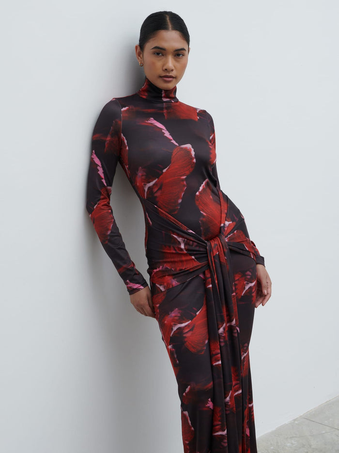 Candy Is 5'6" & Wears Size UK 8|Emmeline High Neck Jersey Maxi Dress - Print