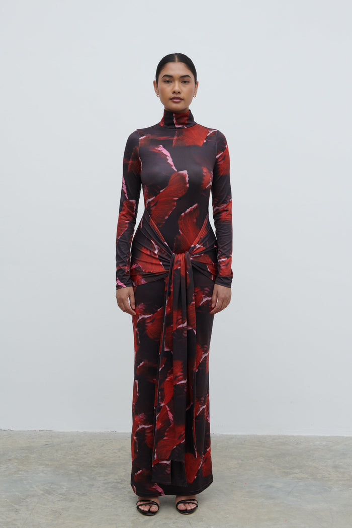 Candy Is 5'6" & Wears Size UK 8|Emmeline High Neck Jersey Maxi Dress - Print