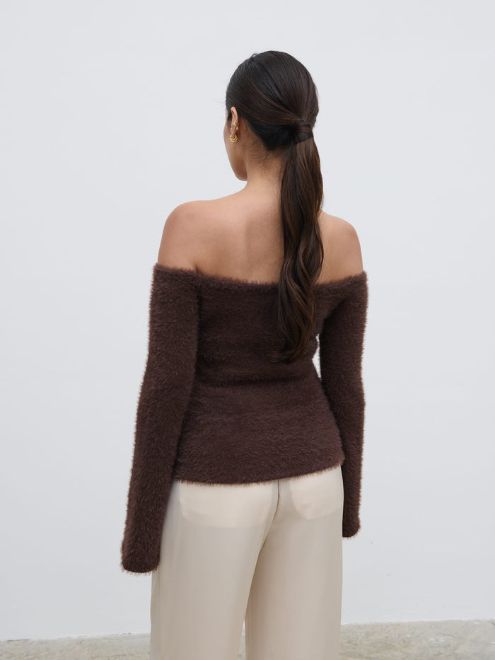Anne Is 5'7.5" & Wears Size UK S|Erika Bardot Fluffy Knit Top - Chocolate