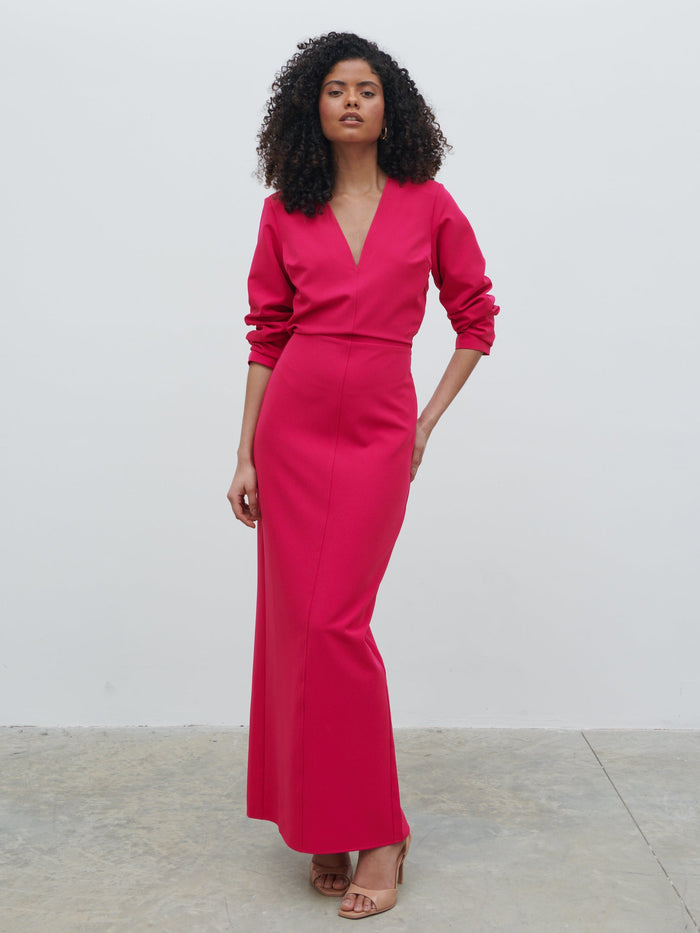 Graziela Is 5'9.5" & Wears Size UK 8|Escala V-Neck Maxi Dress - Fuchsia