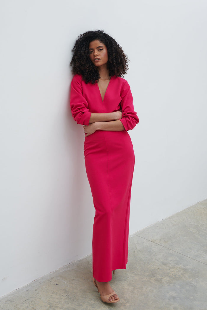 Graziela Is 5'9.5" & Wears Size UK 8|Escala V-Neck Maxi Dress - Fuchsia